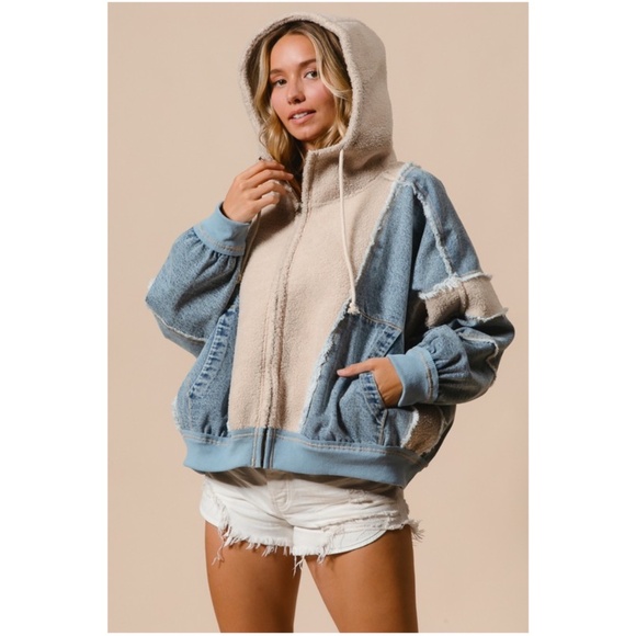 Bibi Washed Denim Sherpa Frayed Detail Pockets Oversized Denim Hoodie Jacket - Picture 3 of 6